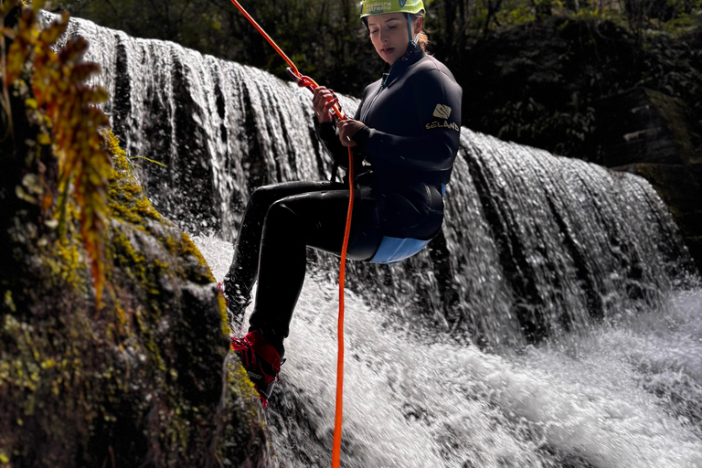 Madeira: Canyoningtocht voor gevorderdenMadeira: Canyoning voor de gevorderden