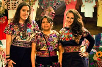 San Cristobal, Zinacantan en San Juan Chamula Tour - Housity