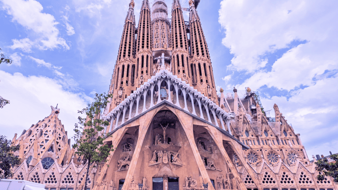 Barcelona: Visita guiada sin hacer cola a la Sagrada Familia