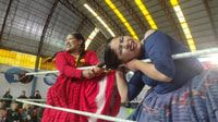 Toon cholitas worstelen - Housity