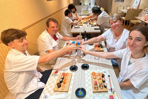 Osaka: Sushi Making in Spacious Studio with Certificate 10/1～Sushi Roll Making Experience