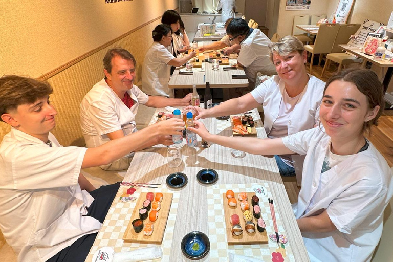 Osaka: Sushi Making in Spacious Studio with Certificate 10/1～Sushi Roll Making Experience