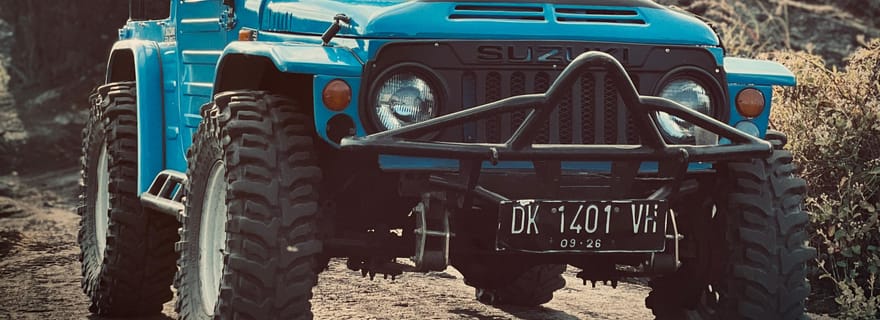 Mont batur : lever du soleil en 4x4 et lave noire