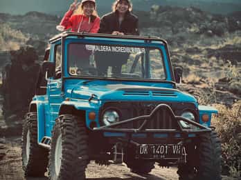 Monte batur: tour dell'alba in 4wd e lava nera