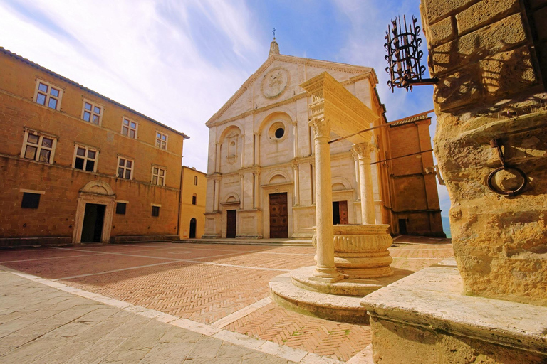 From Siena: Best of Tuscany Wines & Lunch in Montepulciano ENG/SPA/ITA Small Group Tour Option