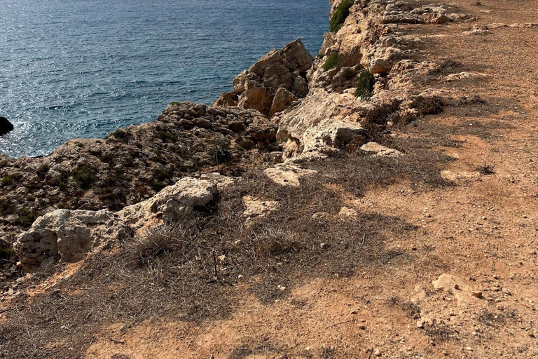 Malta, park przyrody Il-Majjistral: wędrówki i joga na świeżym powietrzu