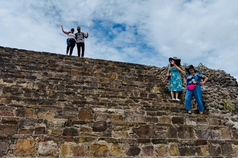 Oaxaca: Monte Albán, Alebrijes, and Natural Dyes with Mezcal Tasting