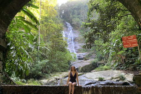 Tour delle cascate e delle grotte del Parco Nazionale di Tijuca