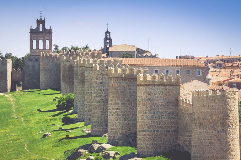 From Madrid: Toledo, Segovia, and Ávila Full Day Guided Tour