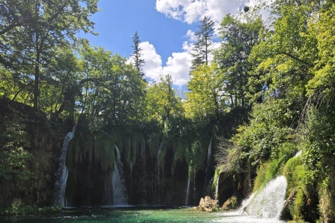 TOUR PRIVATO da Zagabria: Dubovac, Rastoke e Plitvice.Tour privato da Zagabria: Dubovac, Rastoke e laghi di Plitvice.
