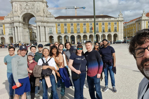 Lisbona: Il miglior tour storico guidato a piedi con la guida localeTour del Portogallo