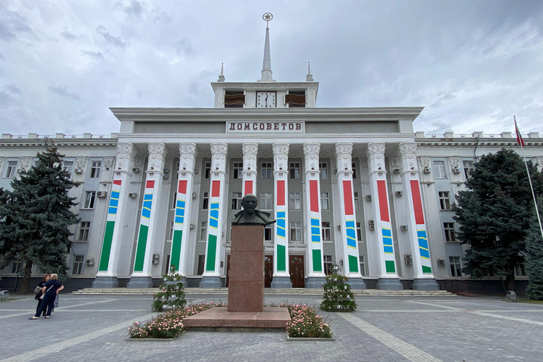 A Journey through Communism: Transnistria Group Day Tour