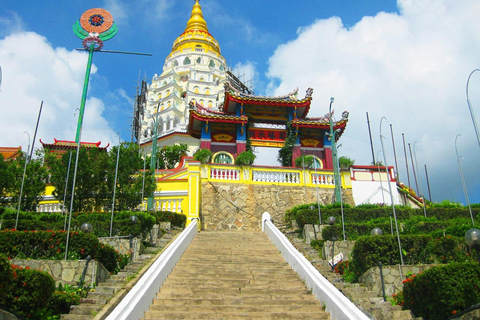 Penang: Hill, Temple, Batik, and National Park Tour