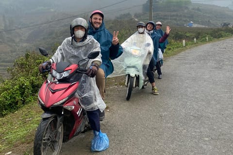 Sapa: Explore Sa Pa in one Day with local motorcycle Guide - Image 2