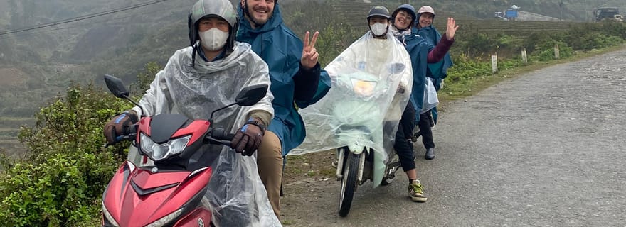 Sapa : explorez Sa Pa en une journée avec un guide local à moto