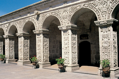 Arequipa: Historic Center Walking Tour with Hotel Pickup