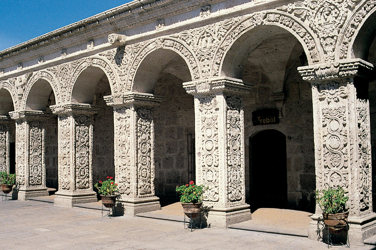 Arequipa: Historic Center Walking Tour with Hotel Pickup