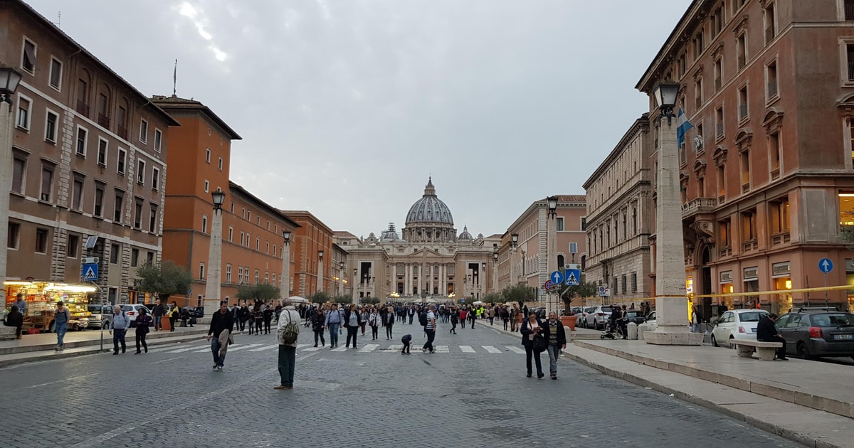 Rome: Jubilee Path Basilica Walking Tour | GetYourGuide
