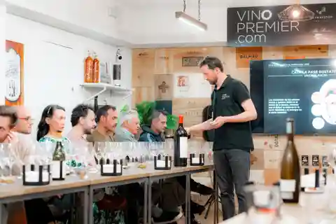 Wprowadzenie do świata degustacji win + degustacja iberyjskich wędlin
