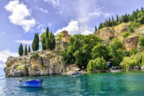 Excursión de un día a Ohrid y la Bahía de los Huesos desde Skopje