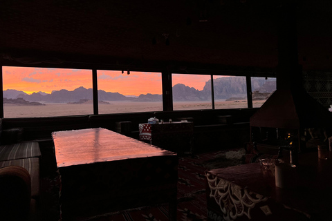 Wadi Rum: Private 2-day photography tour stargazing and jeep