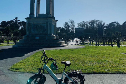 San Francisco : Visite guidée de l'été de l'amour en vélo électrique