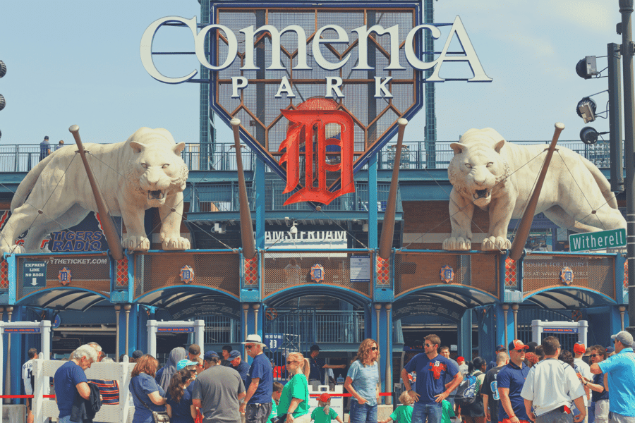 Detroit: Baseballspiel der Detroit Tigers im Comerica Park. Foto: GetYourGuide