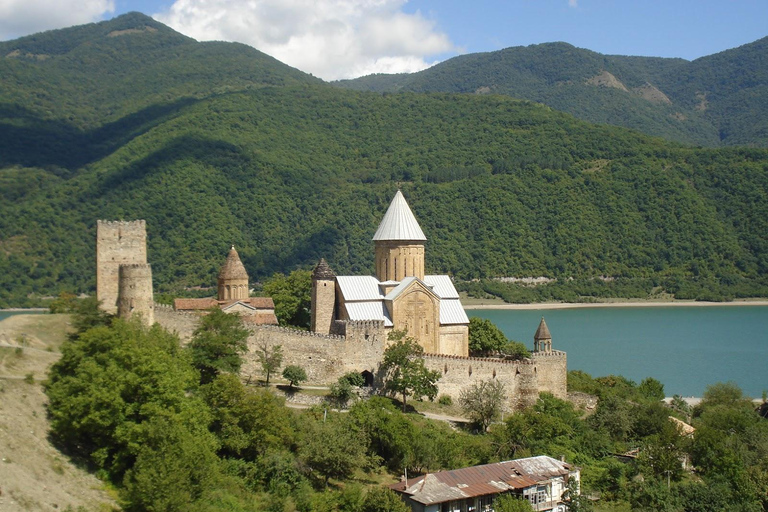 Tbilisi: Gudauri, Kazbegi & Georgian Military Road