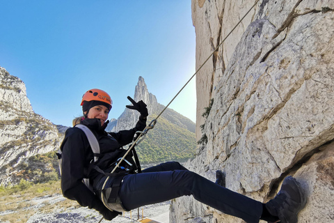 Monterrey: Abseilkurs im La Huasteca Park