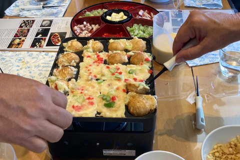 Nagoya: Let's have fun making the very popular takoyaki!