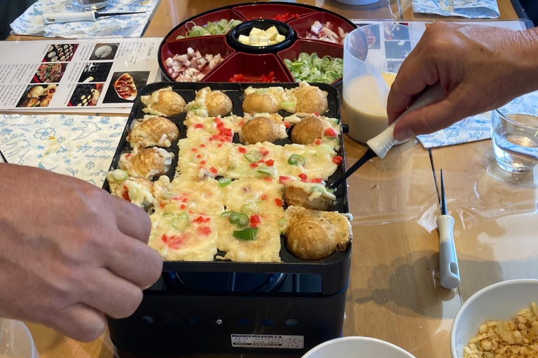 Nagoya: Let's have fun making the very popular takoyaki!
