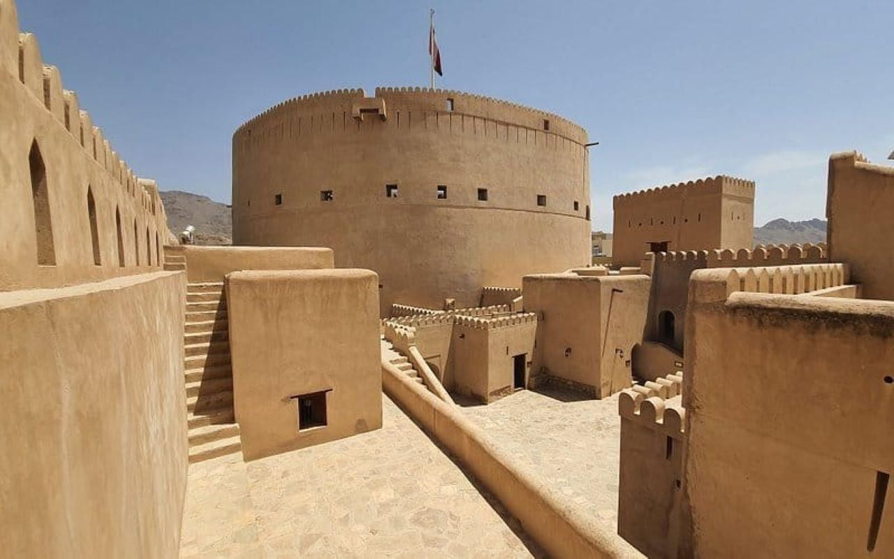 Ab Maskat: 2-tägige private Tour nach Nizwa und zum Dschabal al-Achdar