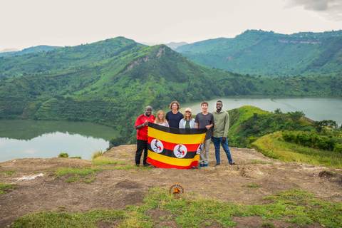 Safari salvaje y de primates de 10 días por Uganda.