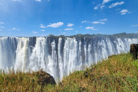 Aventura de lujo de un día en las cataratas Victoria con vuelo en helicóptero
