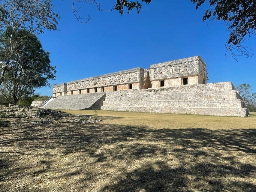 Explore Uxmal and cenotes with local traveler - Housity