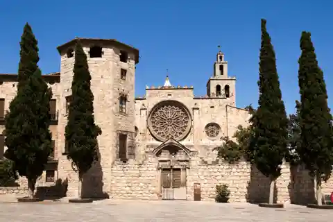 Barcelona: Tour de Comedia de Historia y Leyendas de Sabadell