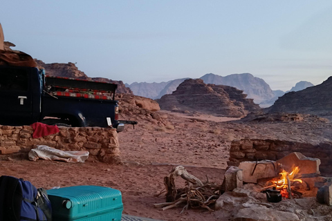 Wadi Rum: Nomadic Survival Skills, Sunset & Zarb Dinner