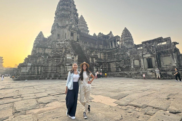 Angkor Wat, Bayon, Ta Prom and Banteay Srey Sunrise Tour