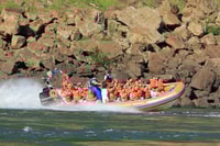 Parque Nacional Iguassu, Macuco Safari Tour con paseo en bote - Housity