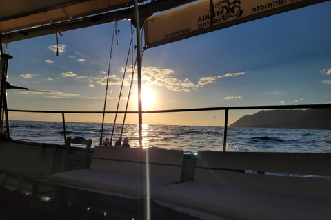 Sfakia: Barracuda fishing at sunset with a professional fisherman Sfakia: Sunset barracuda fishing with a professional fisherman