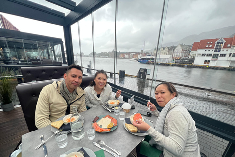 Bergen : expérience du sauna du Fjord et randonnée dans la montagne Floyen