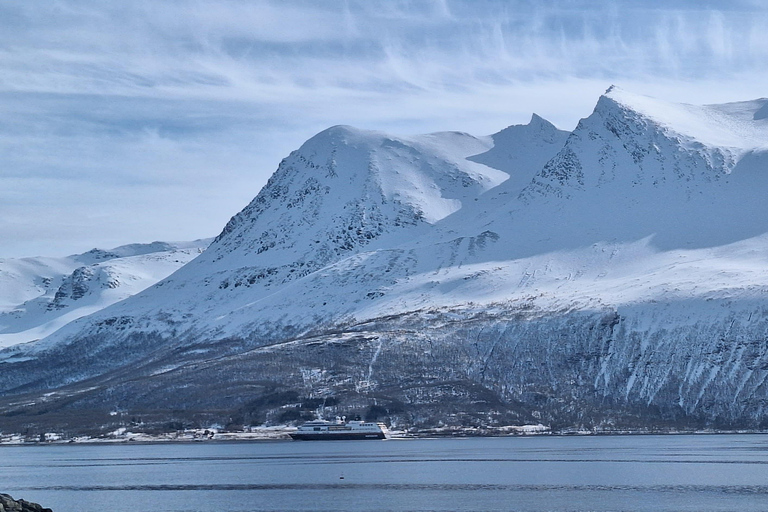 Tromsø: Scenic Fjords & Islands Roadtrip with guide & snacks Tromsø: Scenic Fjords & Islands Roadtrip 6 hours