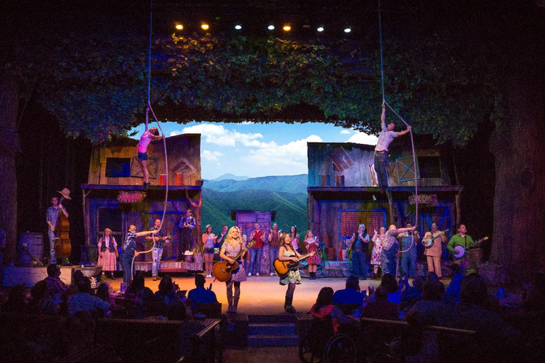 Pigeon Forge: Hatfield & McCoy Dinner Feud Show Ticket