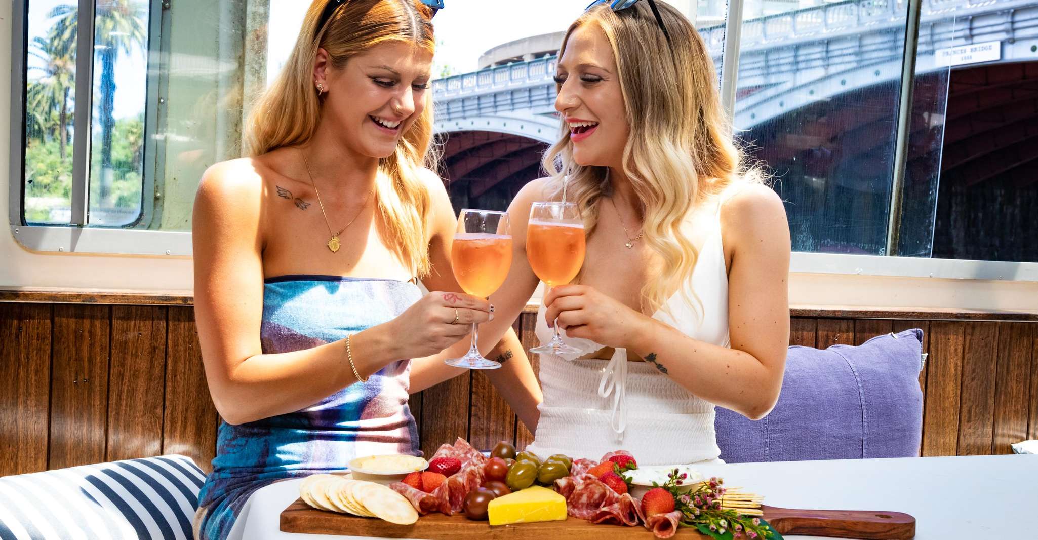 Melbourne: Yarra River Sightseeing Cruise photo 4