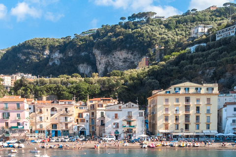 Paddle boarding from Sorrento to Bagni Regina Giovanna