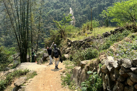 Sapa : Excursion en moto à la cascade de Drgon