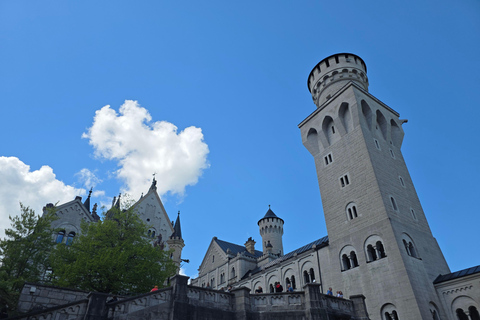 From Stuttgart: Neuschwanstein Castle Day Trip Neuschwanstein Tour in English