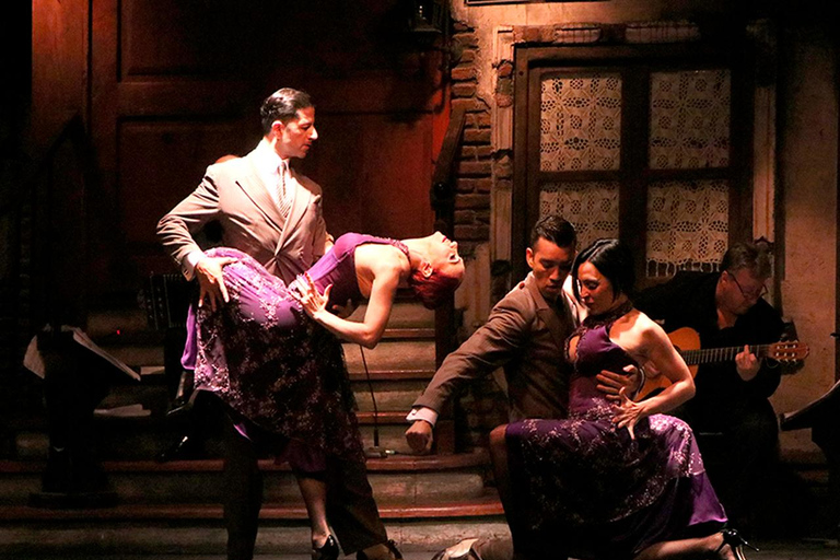 Aljibe Tango: Gourmet Dinner + Show +Transfer Kostenlos.