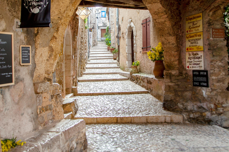 Èze: Walking Tour of Medieval Village and Exotic Garden
