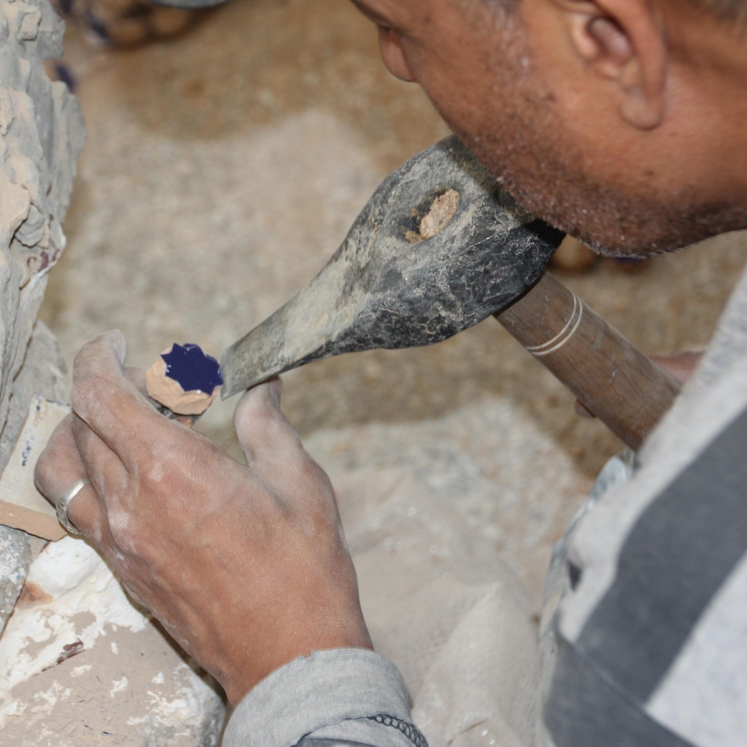 Atelier mosaïque de zelliges à Fès : création et retour à la maison